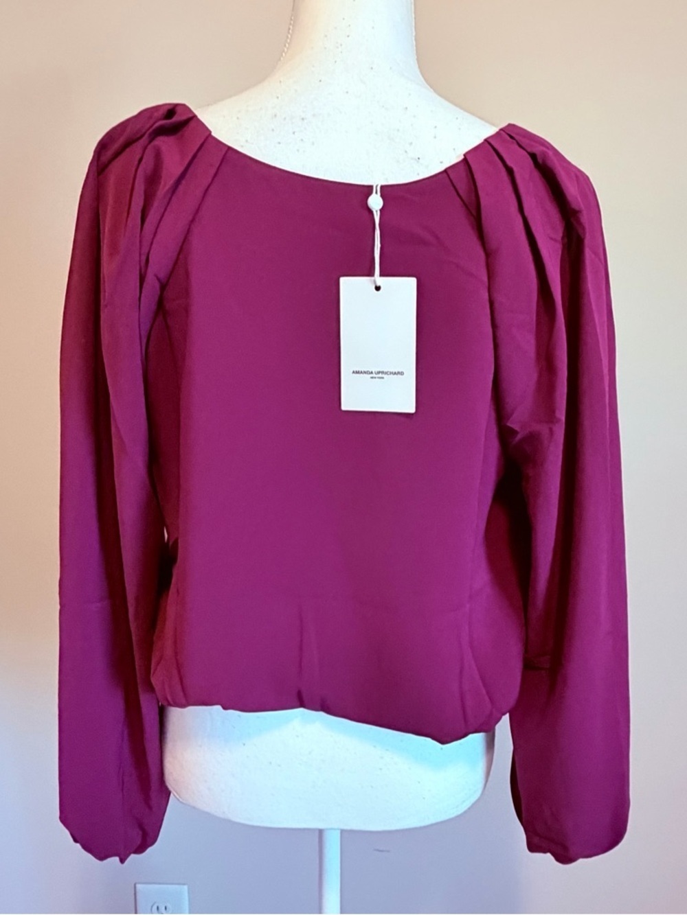 Amanda Uprichard Size XS Berry Pink V Neck Pleated Shoulder blouse oversized NWT - Picture 3 of 9